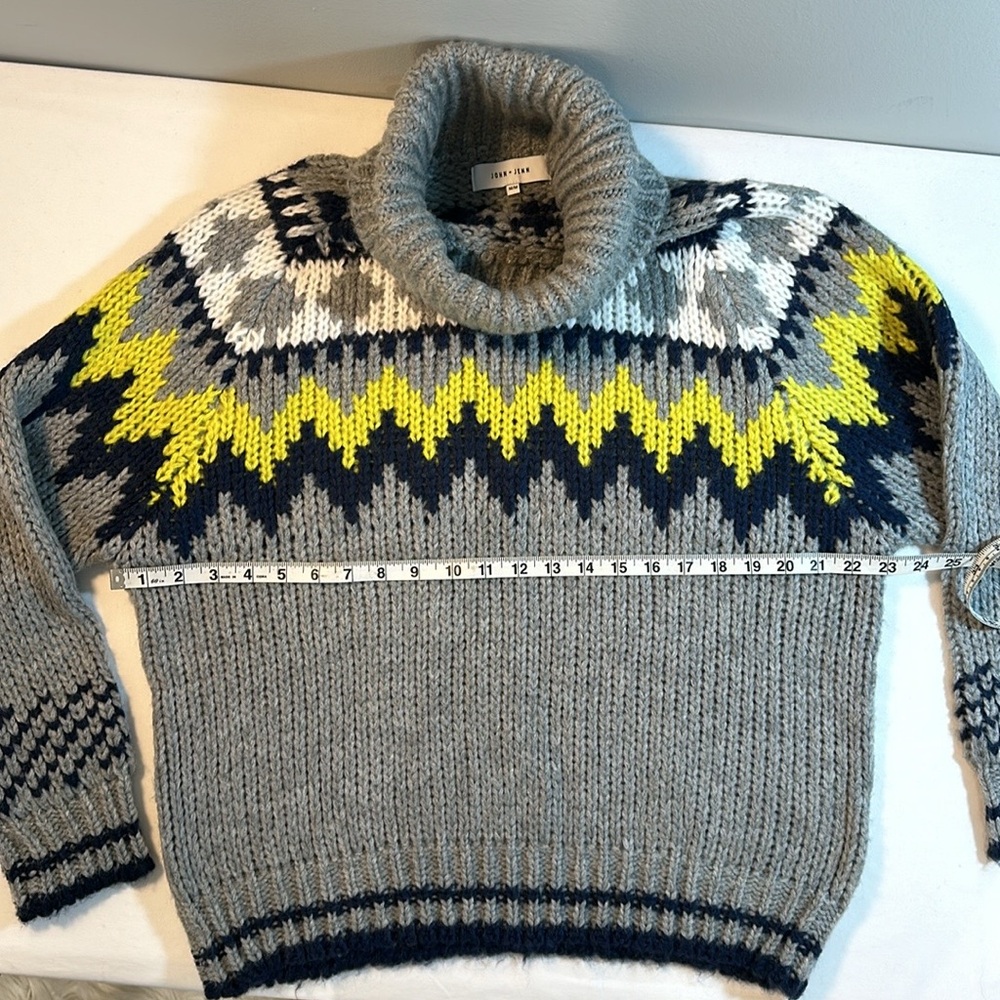 Jhon &Jenn Mason Sweater In Neon Lights Size M - Picture 2 of 11